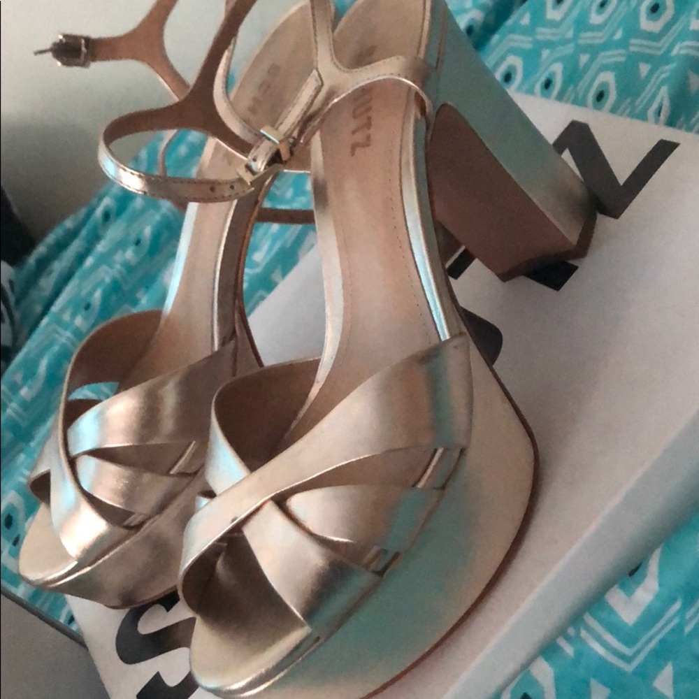 Schutz gold platform in mint condition - Picture 3 of 3